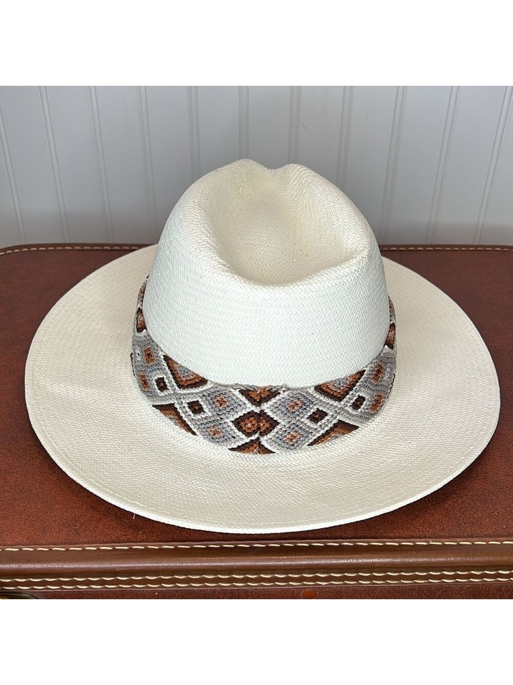 Eclectic Array Falcon Hat - Picture 4 of 9